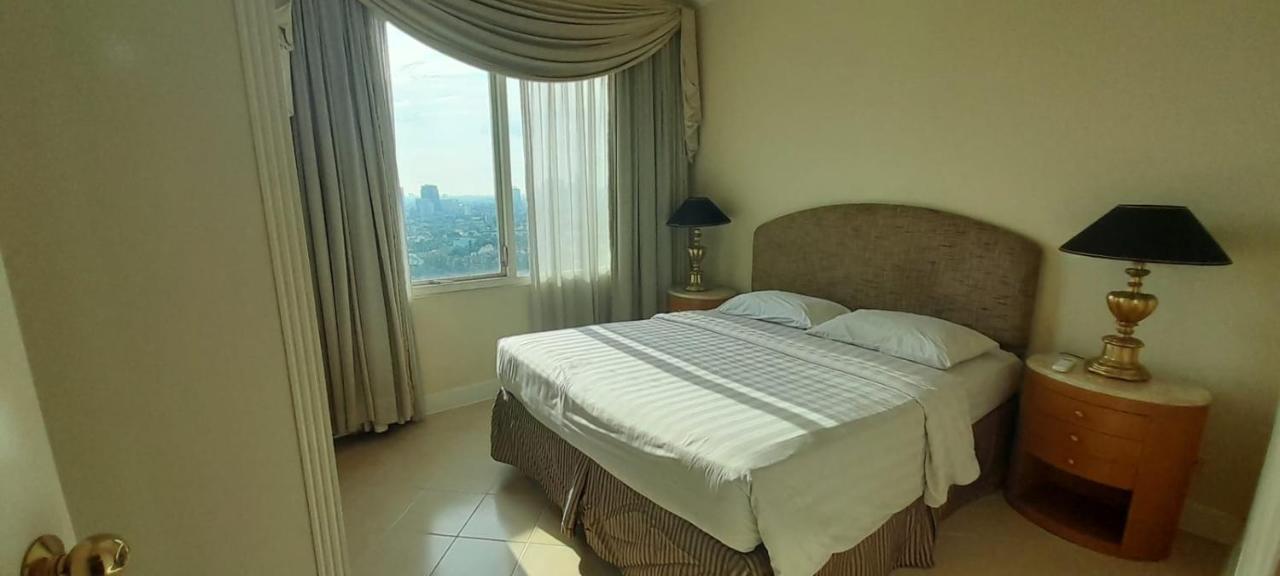 Batavia Hotel & Serviced Apartments Джакарта Экстерьер фото